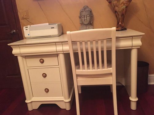 White Desk With Chair