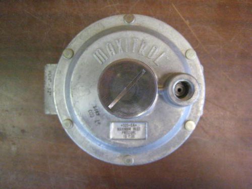 Maxitrol 325-5a 1/2&#034; natural gas pressure regulator 4&#034; to 12&#034; max new for sale