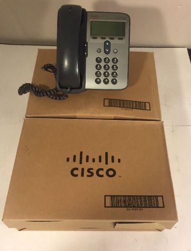LOT OF 4 CISCO CP-7911G 7911 V03 V05 VoIP OFFICE PHONES w/ 3 STANDS T2*F2