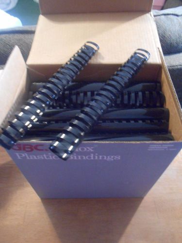 New GBC Cerlox Plastic Bindings, lot of 100+, spines, combs, 1 1/4 inch, Black