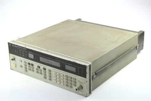 HP 8657A Signal Generator OPT H03