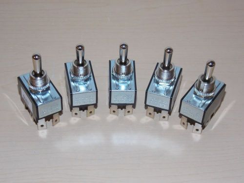 5 80,000 Series E60272 LR39145 On / Off Toggle Switches 20 Amp 1 1/2  HP