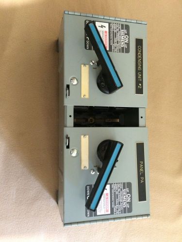 Siemens V7E3223 Vacu-Break Twin Panel Switch Panelboard Unit 60-100A 240V