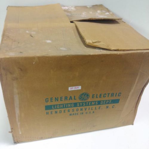 GENERAL ELECTRIC REFLECTIVE GLOBE LIGHTING FIXTURE H2000 / H3000 / H5000 NEW