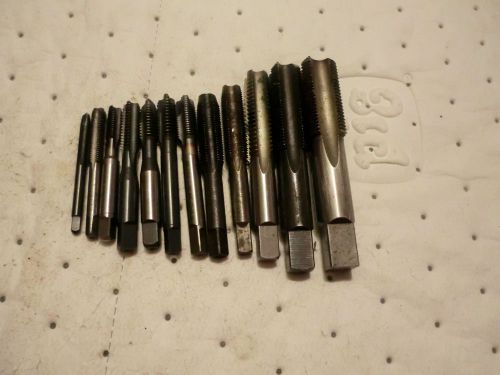 USED VERY GOOD LOT OF 12 PCS TAPS  THREADING MIX SIZE / USA # 1