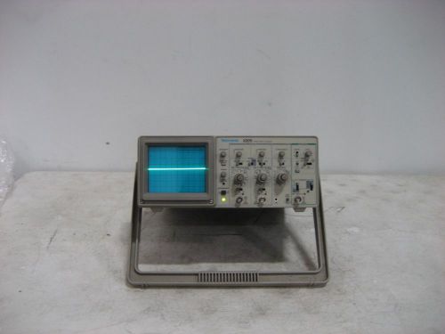 Tektronix 2205 20Mhz Analog Oscilloscope 2 Channels