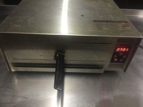 Wisco Industries Model 425C Commercial Pizza Oven w/Digital Controls