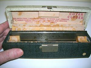 Vintage American Optical 85mm Microtome Double Edge Knife Blade in Case 7.25&#034;