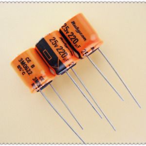 Rubycon TWL (CEB) series 220uF/25V low leakage electrolytic capacitor 10X13mm