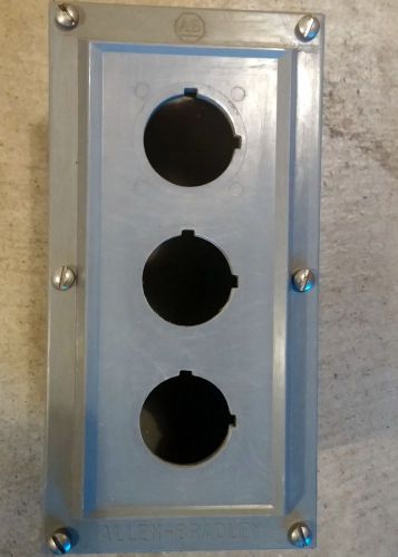 Allen Bradley Push Button Station, 3 button