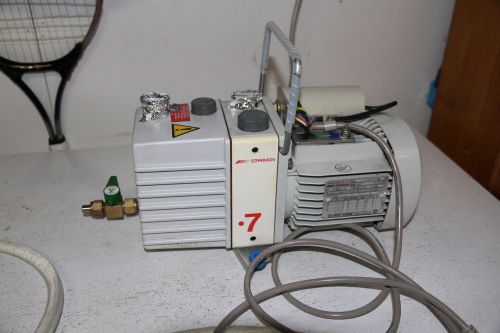 Edwards e2m0.7 mechanical vacuum pump working mtorr range tested 120v clean for sale