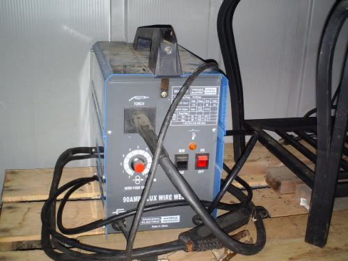 Harbor freight chicago electric mig 100 flux-core wire feed welder 110/120v for sale
