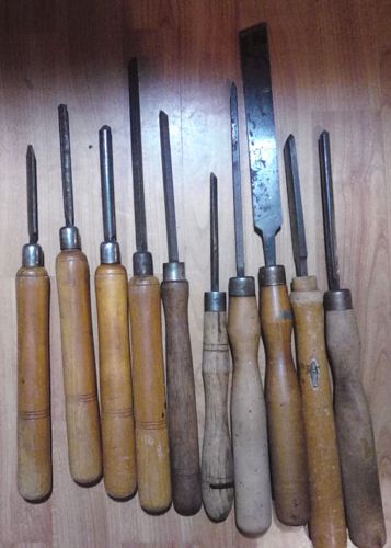 Assorted 10 piece wood lathe set - used