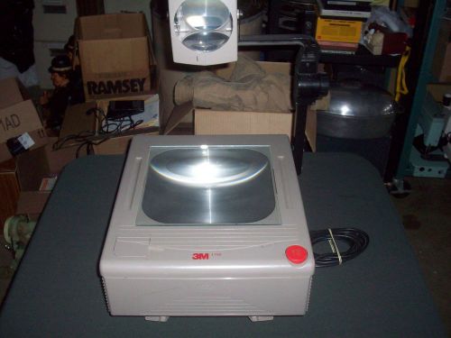 3M Model 1700 Overhead Projector - Tested