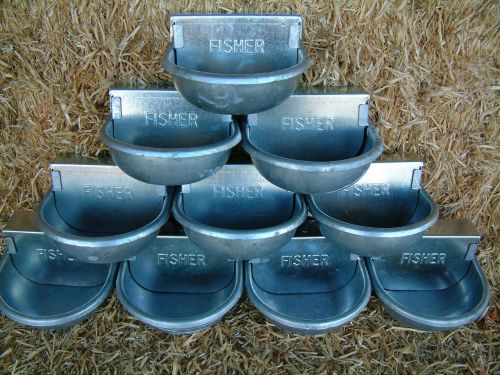 10 automatic drinker water troughs - 2.5 litre pig sheep goat calf dog for sale