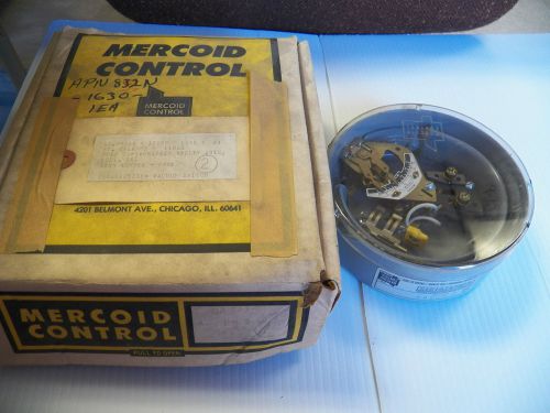 NEW MERCOID CONTROL PRESSURE SWITCH DA-531-3 DA5313 120V 5A 5 A AMP 1/8 HP