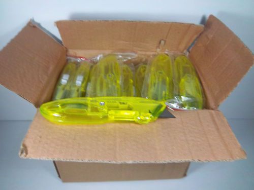 BOX CUTTERS UTILITY KNIFE LOT OF 48  HEAVY DUTY BLADE YELLOW  COLOR