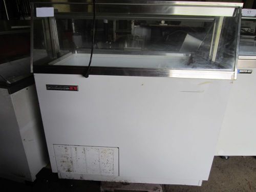 Kelvinator 8HR, 48&#039;&#039; Ice Cream Viewing Dipping Cabinet Capacity (12) 3 Gallon