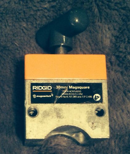 RIDGID POWER TOOLS MAGSWITCH 30 MagJig Magnetic On/Off Jig Saw Clamp MAGSQUARE