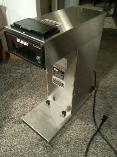 Bunn - CW15-APS Pour Over Brewer 23001.0000 Excellent Condition With Airpot
