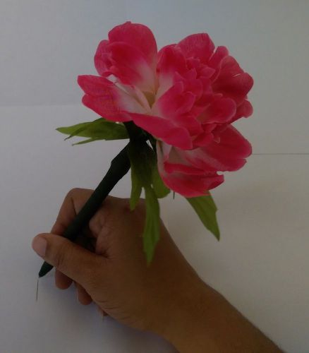 Flower Pen- GREAT FOR HOME OR OFFICE