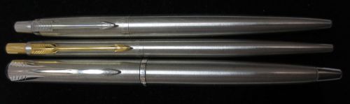 PARKER STAINLESS STEEL BALLPOINT AND ROLLERBALL PENS WITH BEAUTIFUL ARROW CLIPS