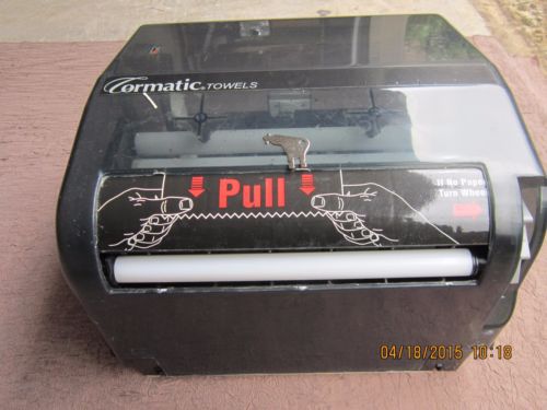 GEORGIA PACIFIC Cormatic PAPER TOWEL ROLL DISPENSER- With  Key.