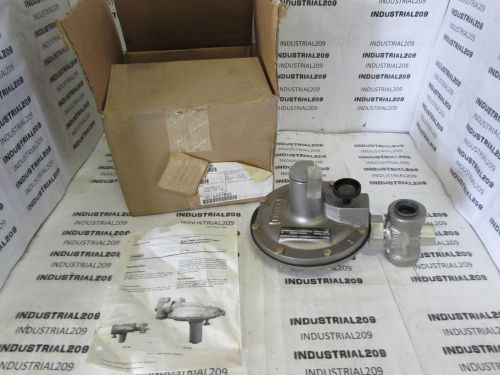 FISHER CONTROLS STAINLESS REGULATOR VALVE TYPE Y695 NEW IN BOX