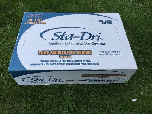 100ct Sta-Dri Disposable Aprons 2PA15 Poly Silky Smooth Med Weight 46&#034;L x 28&#034;W