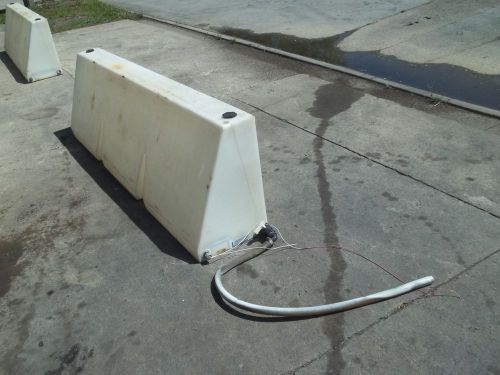 Used snow plow salt truck wetting agent sideboard water tank for sale