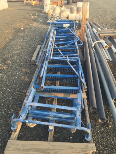10172 - 25ft warehouse ladder for sale