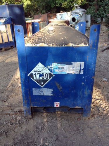 370 gallon composite chemical storage tank/tote for sale