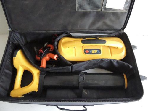 METROTECH VIVAX VLOCPRO VX200-2 UNDERGROUND CABLE AND PIPE LOCATOR VX200-4