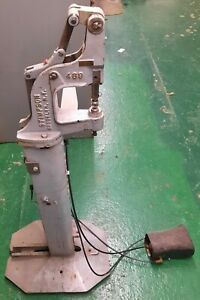 STIMPSON #489 EYELET GROMMET FOOT POWERED AUTOMATIC FEED MACHINE
