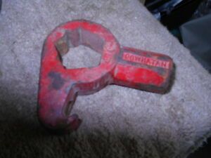 VINTAGE FIRE FIGHTING SPANNER WRENCH POWHATAN  NO189