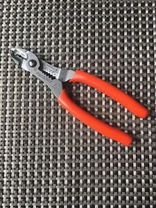 New Snap On  PWCS7ACF Orange Colored Wire Cutter, Stripper And Crimper Pliers.