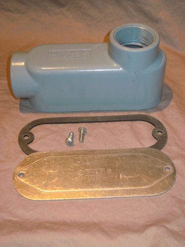 Crouse-hinds condulet lb59 conduit body 1-1/2&#034; - complete with gasket and cover for sale