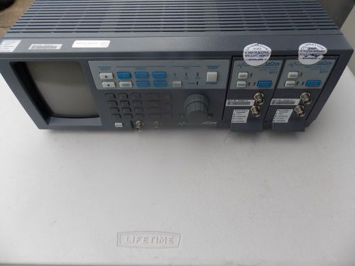 Lecroy 9210 Pulse Generator with  2  250 mhz  9211 Variable edge  Output Module
