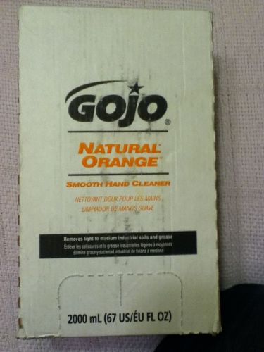 Gojo Natural Orange Smooth Hand Cleaner.2000 ml(67 oz).
