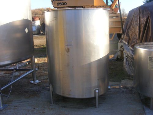 Used 450 gallon sanitary stainless steel tank. 4&#039; dia. x 4&#039;10&#034; straight side for sale