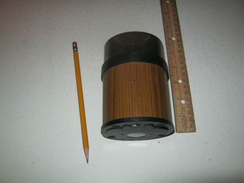 Vintage Battery Operated Pencil Sharpener.  Functional!