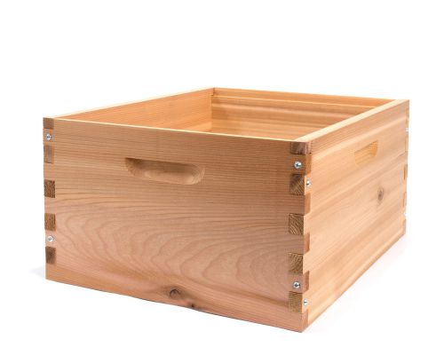 Langstroth Deep Cedar Hive Box (10-Frame)