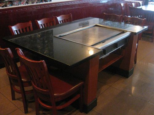 Japanese steakhouse grills and exhaust hoods