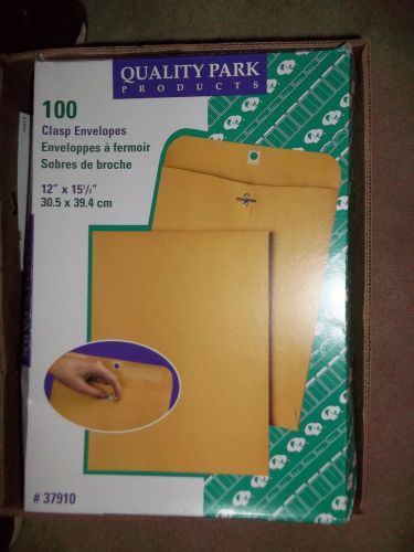 Quality park lot of 300 clasp envelopes NEW #37910 12 x 15 1/2 28# craft