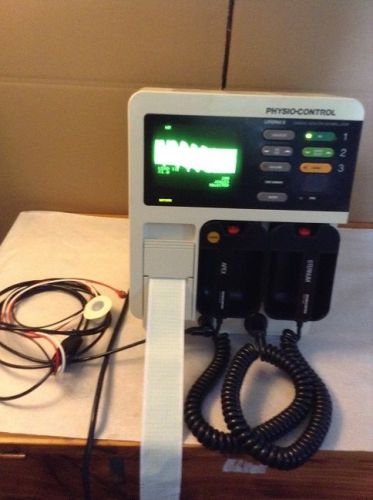PATIENT MONITOR PHYSIO CONTROL 9 NEW BATTERY GOOD CONDITION