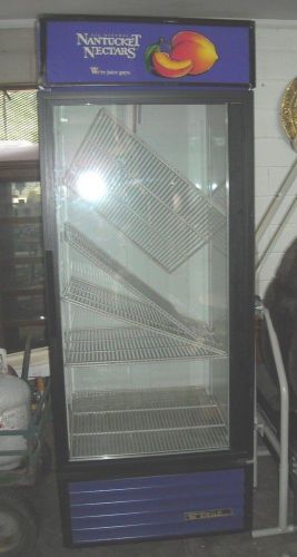 True Drink Cooler Refridgerated Display Cabinet GDM-26