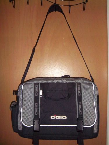 OGIO Large Computer Bag Briefcase Combo Carryall Corporate Organizer Compartment