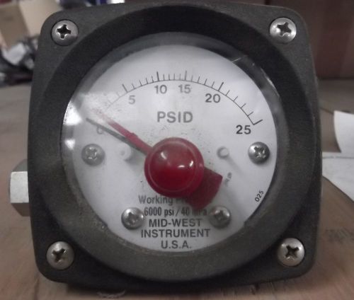 MIDWEST INSTRUMENT 120-SA-00-MO Differential Pressure Gauge  0-25 PSID