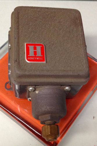 Honeywell L414 A103 Pressure Switch