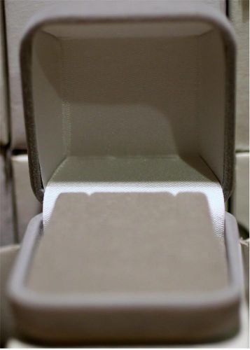 8 great new light gray necklace or earring  box for sale